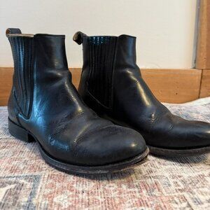 Frye Jamie Chelsea Boots - Black / 8